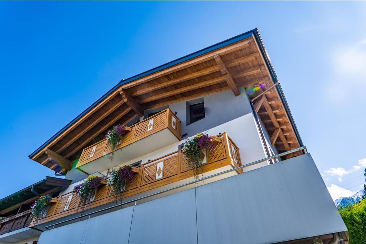 Bernstein Appartements Kaprun Esterno foto